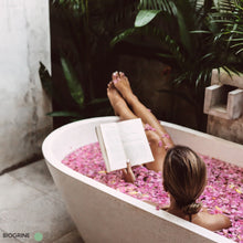 Charger l&#39;image dans la galerie, &quot;SENSUALITY&quot; - Sels de bain CBD | Rose | 150mg CBD 300g